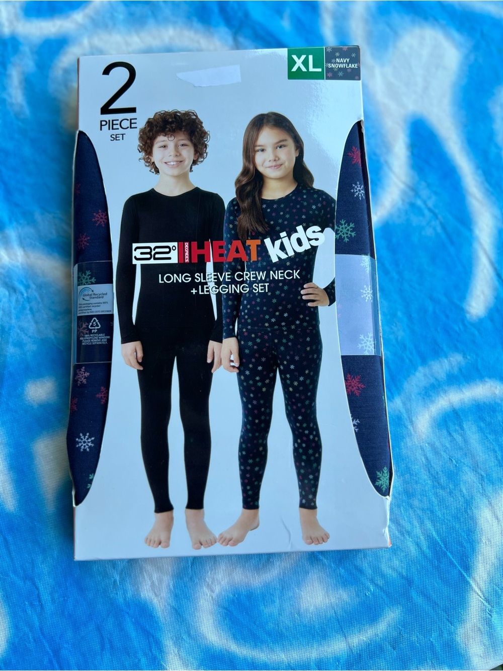 32 Degrees Kids Black and Navy Snowflake Long Sleeve Crew Neck + Legging Set